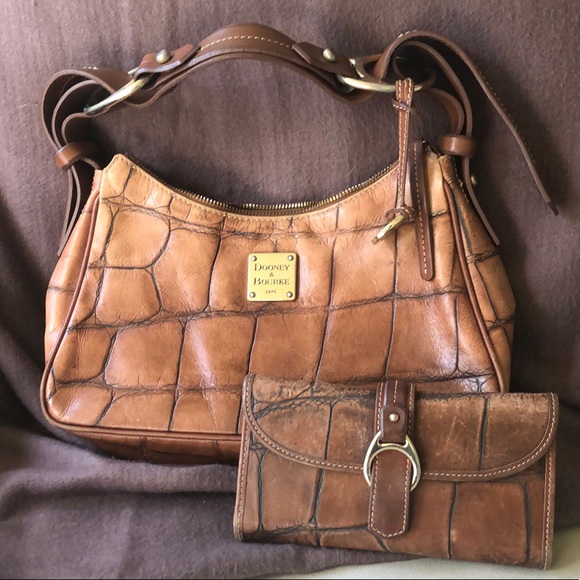 Dooney & Bourke Handbags - Dooney & Bourke leather bag and wallet